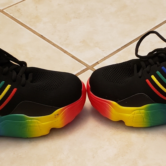 Platform Sneakers - Picture 4 of 5